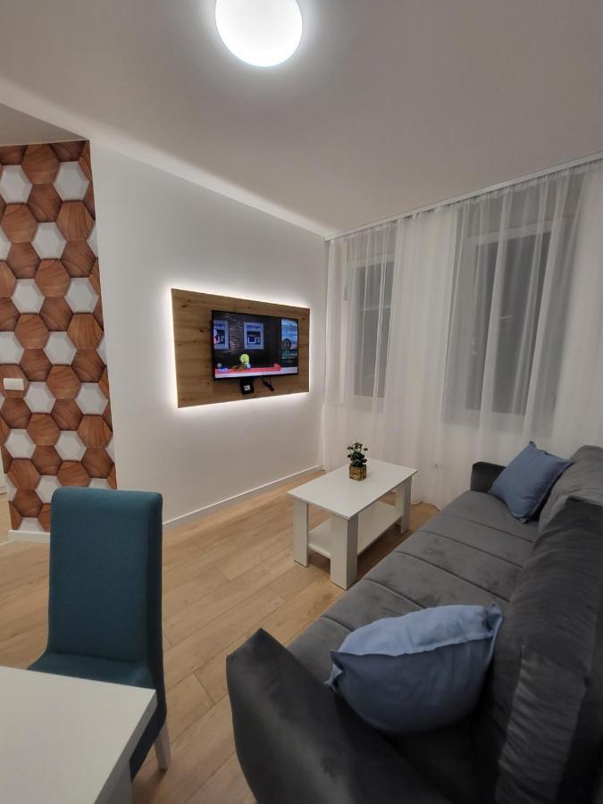 Harmony Suites Sajmiste 外观 照片