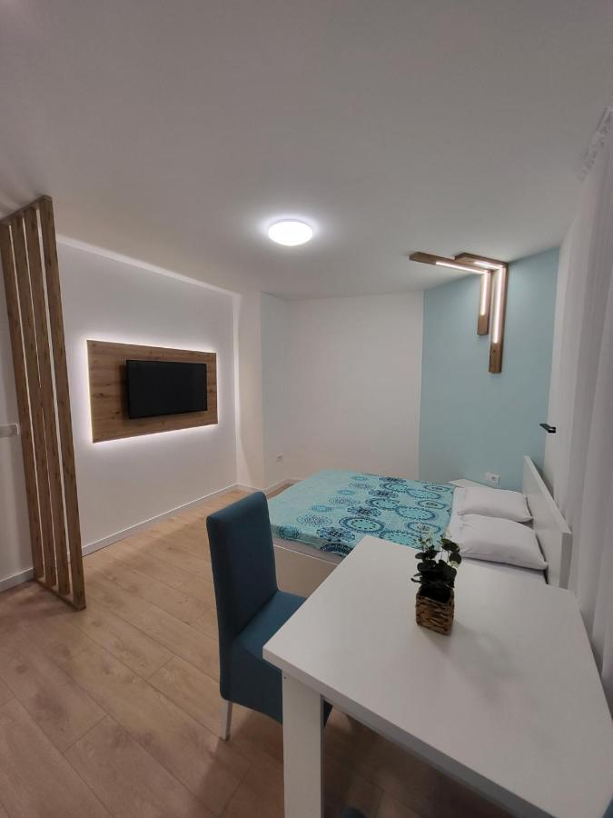 Harmony Suites Sajmiste 外观 照片