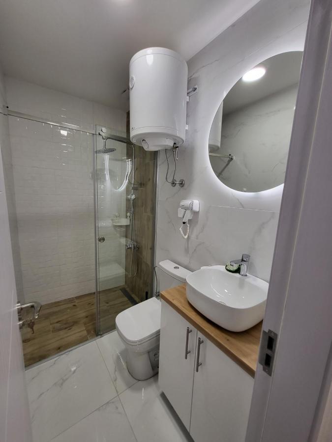 Harmony Suites Sajmiste 外观 照片