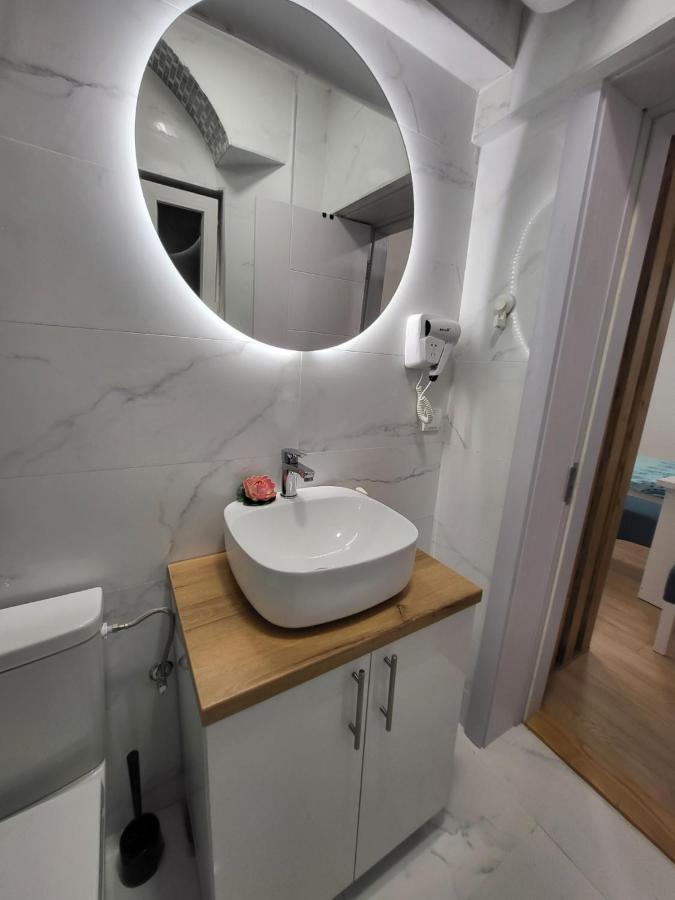 Harmony Suites Sajmiste 外观 照片