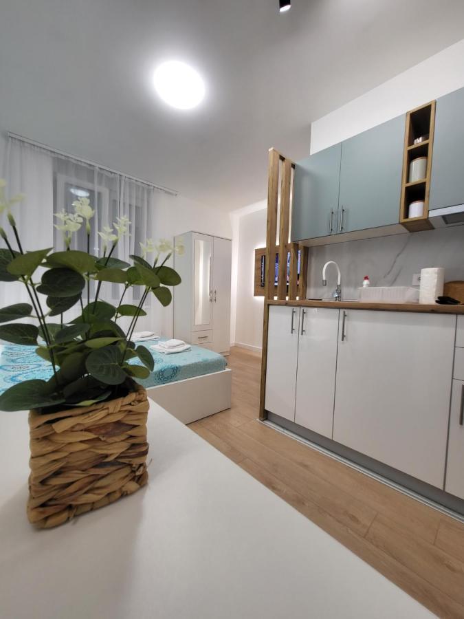 Harmony Suites Sajmiste 外观 照片