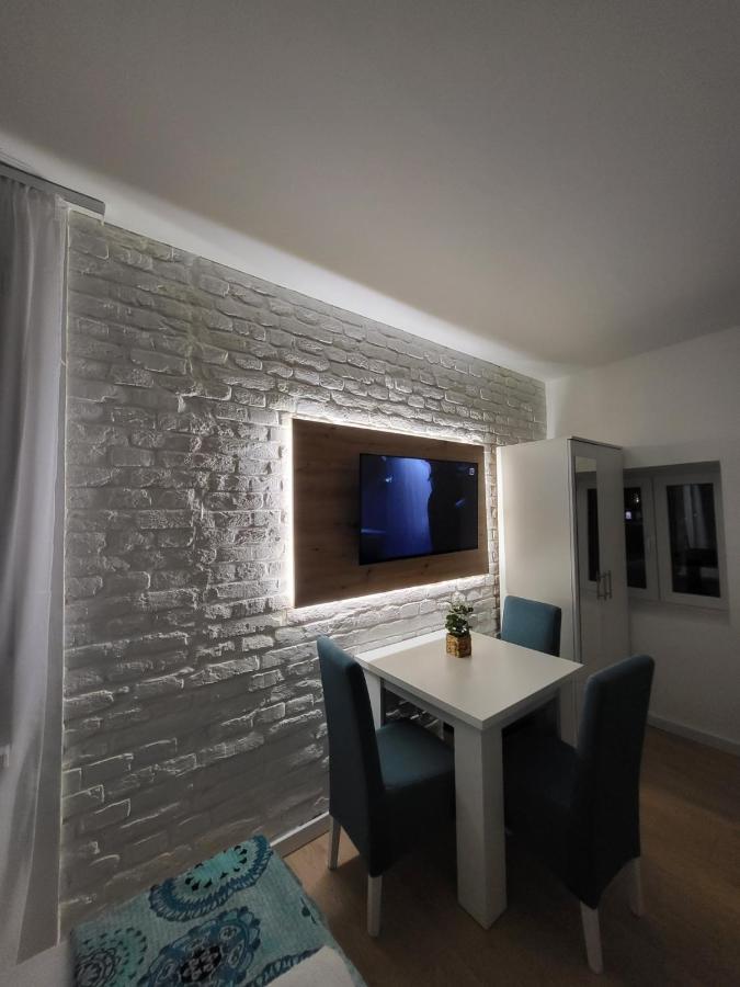 Harmony Suites Sajmiste 外观 照片